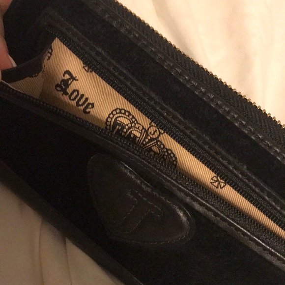 Black Velour Wallet - Picture 7 of 7